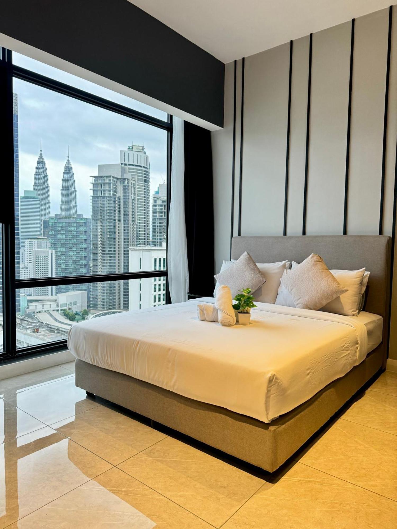 Axon Infinity Pool Kl Apartment กัวลาลัมเปอร์ ภายนอก รูปภาพ