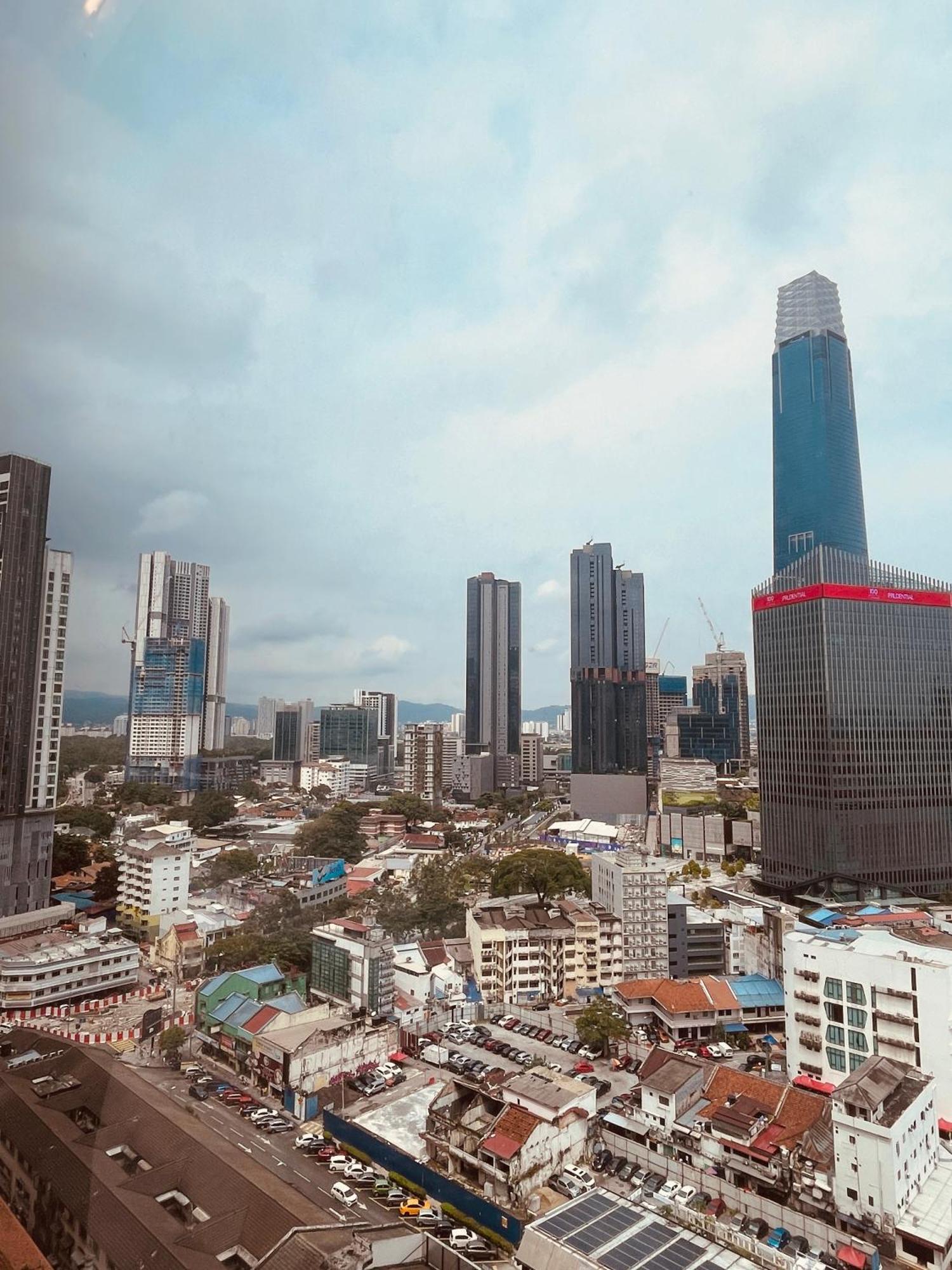Axon Infinity Pool Kl Apartment กัวลาลัมเปอร์ ภายนอก รูปภาพ