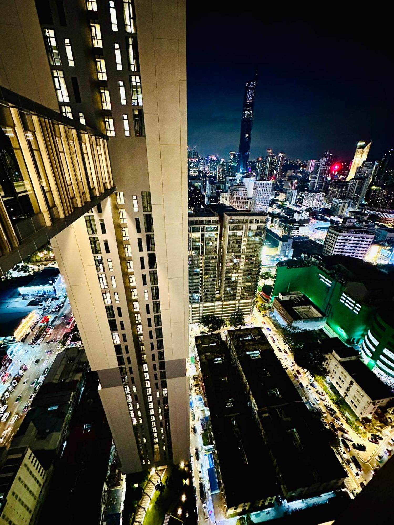 Axon Infinity Pool Kl Apartment กัวลาลัมเปอร์ ภายนอก รูปภาพ